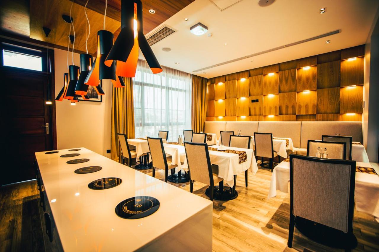 Blackwood Boutique Hotel And Apartments ダル・エス・サラーム エクステリア 写真